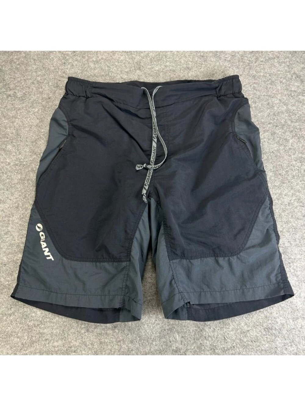 Giant Athletic Cycling Shorts Mens L Black‎ Gray Padded Liner Outdoor Sports
